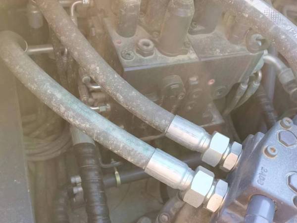 徐工XE200DA履帶式挖掘機(jī)