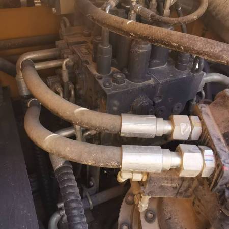 徐工XE310DA履带式挖掘机