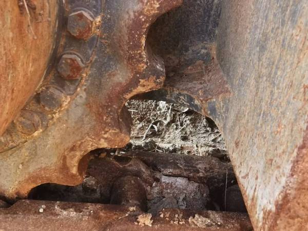 徐工XE310DA履帶式挖掘機