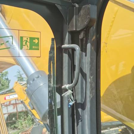 徐工XE310DA履带式挖掘机