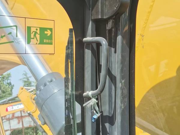 徐工XE310DA履帶式挖掘機