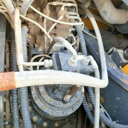 徐工XE370DK履带式挖掘机