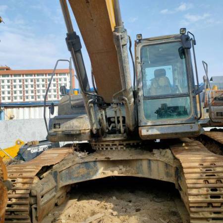 徐工XE370DK履带式挖掘机