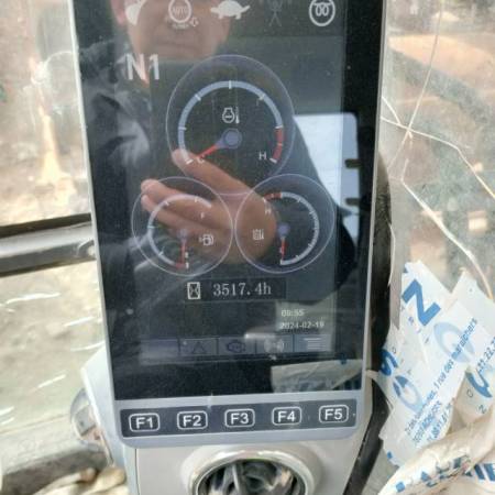 徐工XE370DK履带式挖掘机