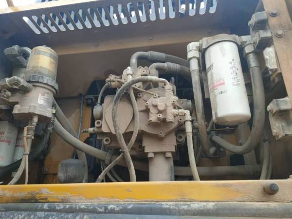 徐工XE490DK履帶式挖掘機(jī)