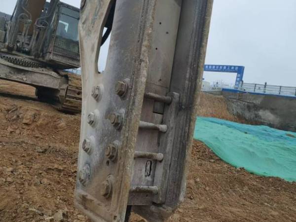 徐工XE490DK履帶式挖掘機(jī)