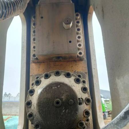 徐工XE490DK履带式挖掘机