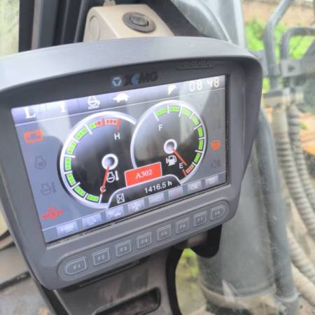 徐工XE700D履带式挖掘机