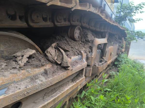 徐工XE700D履帶式挖掘機(jī)