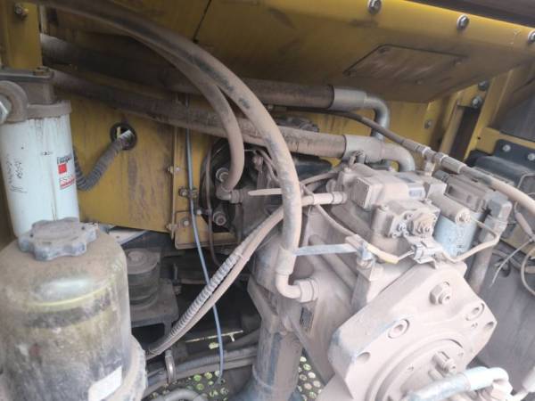 徐工XE700D履帶式挖掘機(jī)