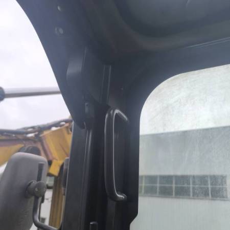 徐工XE700D履带式挖掘机