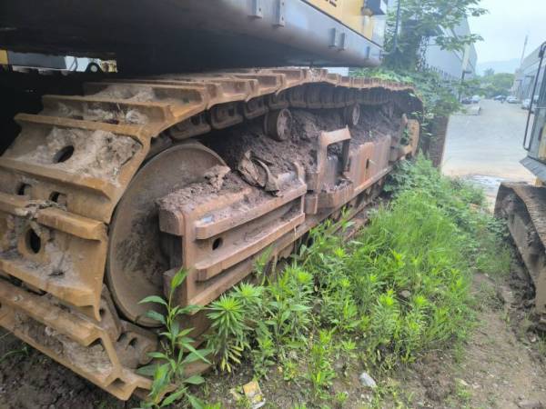 徐工XE700D履帶式挖掘機(jī)