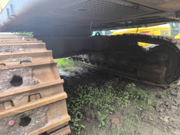 徐工XE700D履帶式挖掘機(jī)