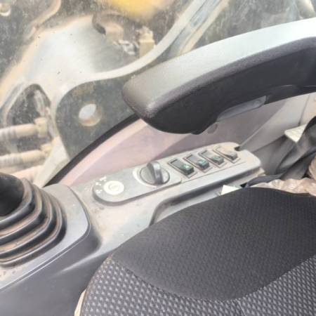 徐工XE700D履带式挖掘机