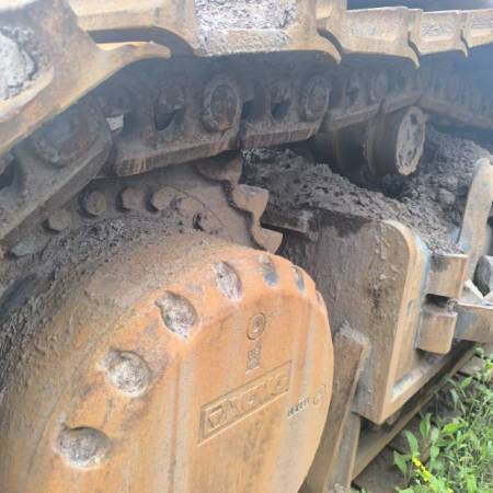 徐工XE700D履带式挖掘机