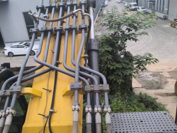 徐工XE700D履帶式挖掘機(jī)