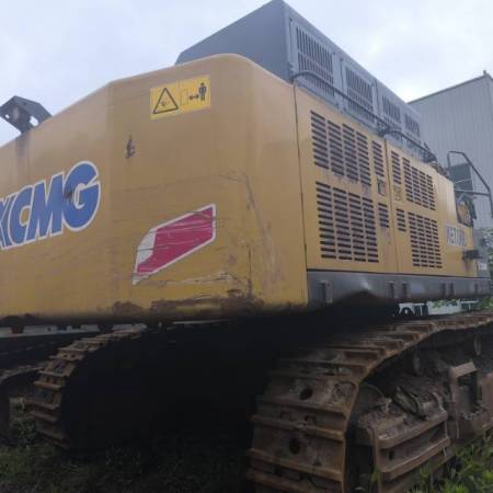 徐工XE700D履带式挖掘机