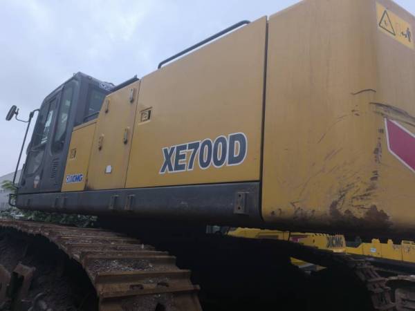 徐工XE700D履帶式挖掘機(jī)
