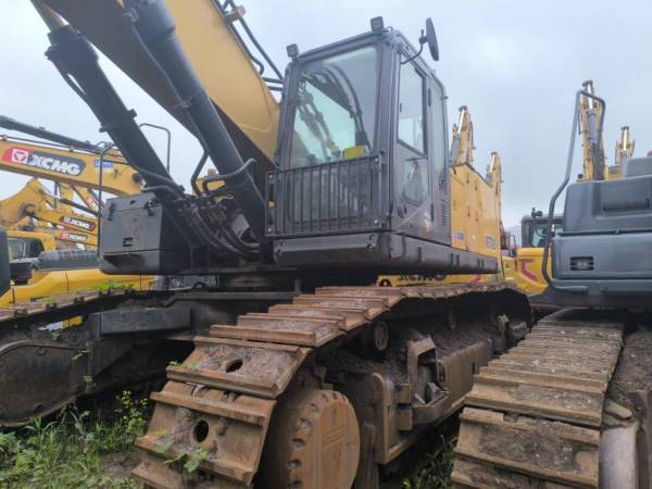 徐工XE700D履帶式挖掘機(jī)