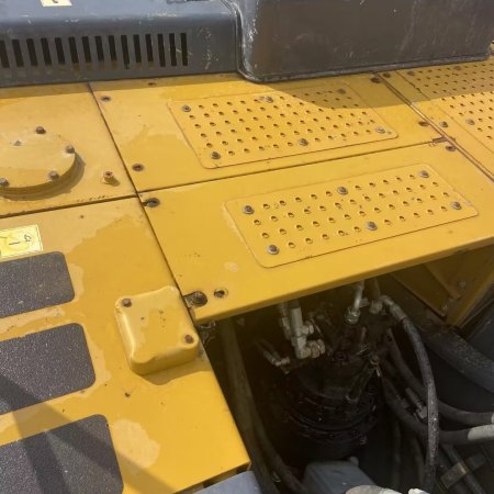 徐工XE335DK履带式挖掘机