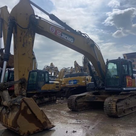 徐工XE335DK履带式挖掘机