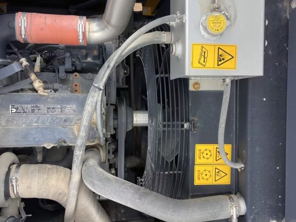 徐工XE380DK履帶式挖掘機(jī)