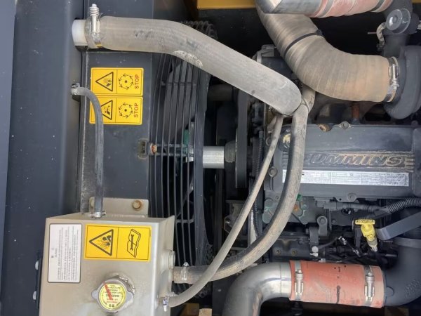 徐工XE380DK履帶式挖掘機