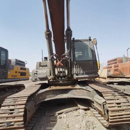 徐工XE470D履带式挖掘机