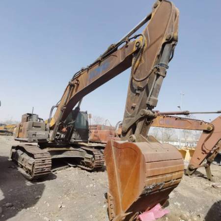 徐工XE470D履带式挖掘机