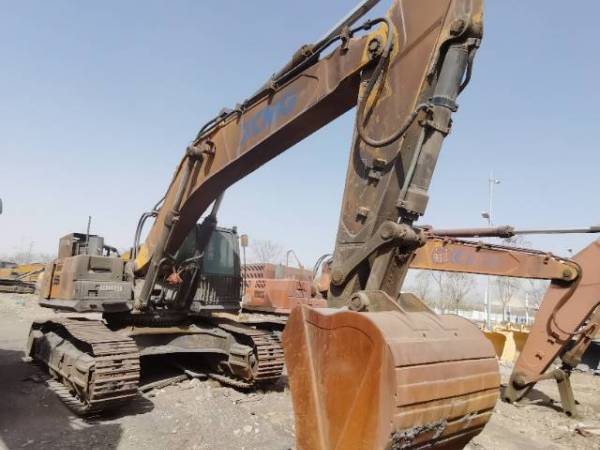 徐工XE470D履帶式挖掘機