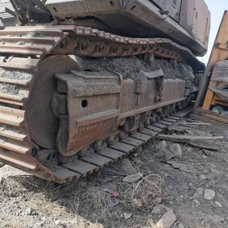 徐工XE470D履带式挖掘机