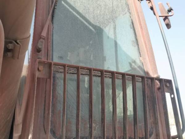 徐工XE470D履帶式挖掘機(jī)