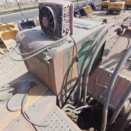 徐工XE470D履带式挖掘机