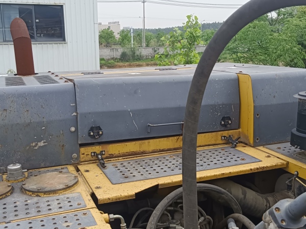 徐工XE490D履帶式挖掘機(jī)