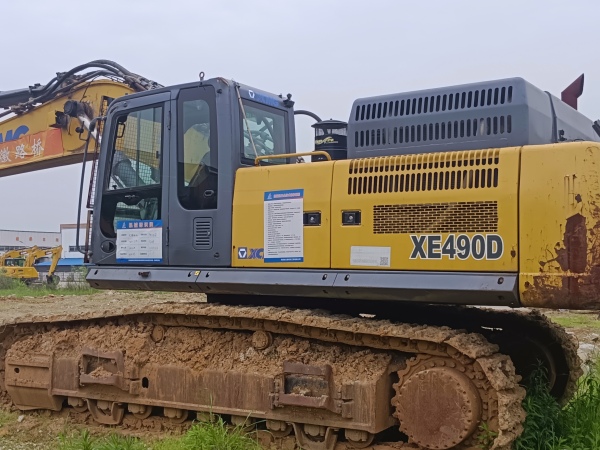 徐工XE490D履帶式挖掘機(jī)
