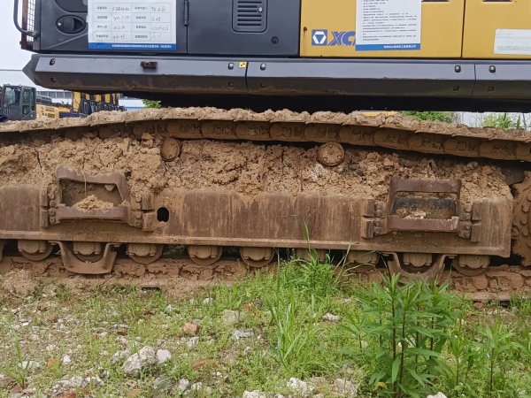 徐工XE490D履帶式挖掘機(jī)