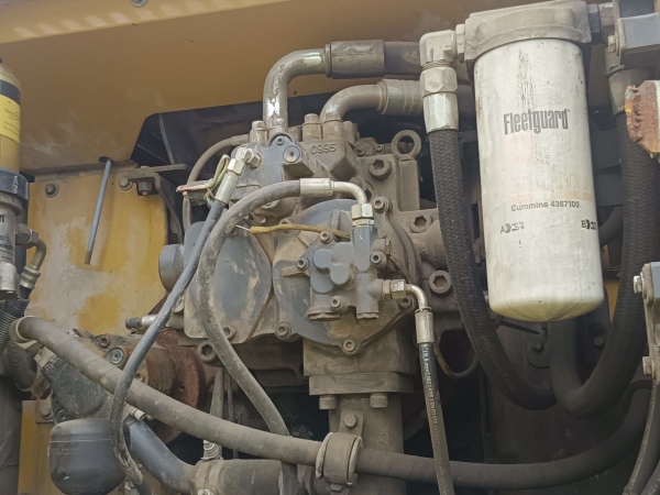 徐工XE490D履帶式挖掘機(jī)