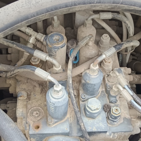 徐工XE490D履带式挖掘机