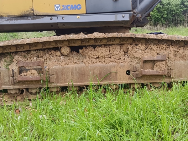 徐工XE490D履帶式挖掘機(jī)