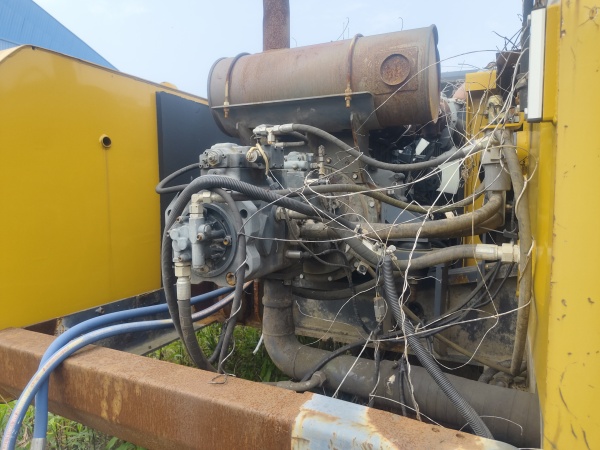 徐工XE370履帶式挖掘機(jī)