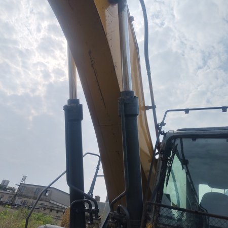 徐工XE370履带式挖掘机