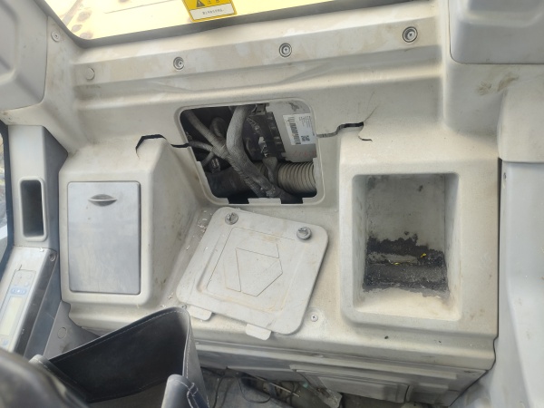 徐工XE370履帶式挖掘機(jī)