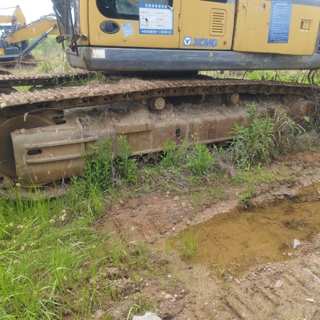 徐工XE370履带式挖掘机