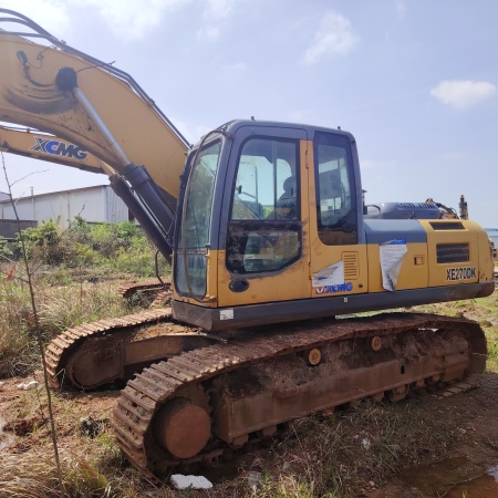 徐工XE270DK履带式挖掘机