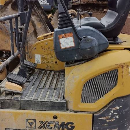 徐工XE15U履带式挖掘机