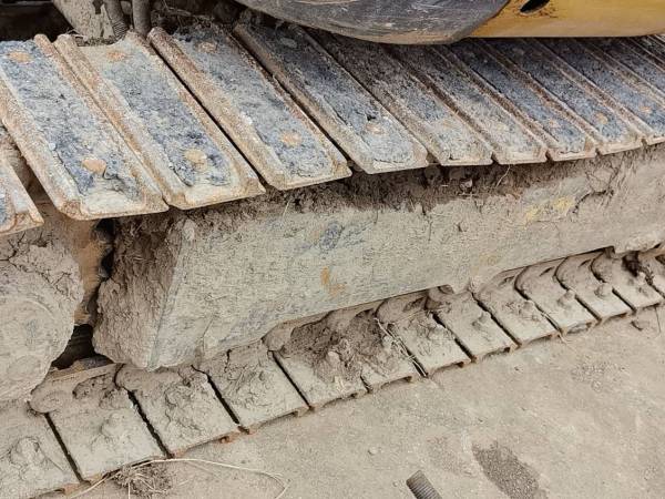 徐工XE15U履帶式挖掘機(jī)