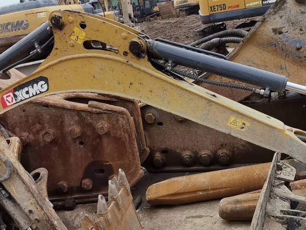 徐工XE15U履帶式挖掘機(jī)