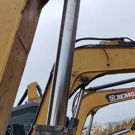 徐工XE55DA履带式挖掘机