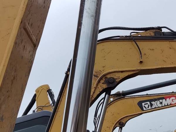 徐工XE55DA履帶式挖掘機(jī)