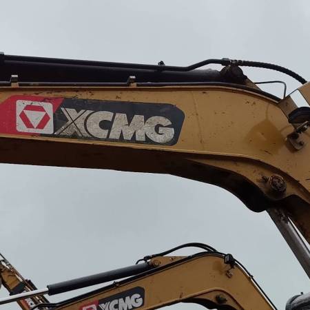 徐工XE55DA履带式挖掘机